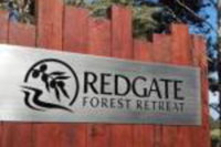 Redgate Forest Retreat - Click Find