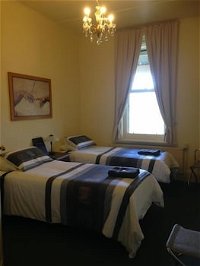 Lancefield Guesthouse - Internet Find