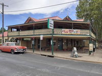 Royal Hotel Cooma - Internet Find