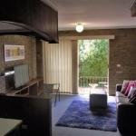 A Furnished Townhouse in Goulburn - Internet Find