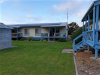 Marion Bay Holiday Villas - Internet Find