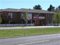 Snow Gate Motel and Apartments - Click Find