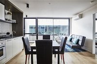 Sleek Arthouse Apartment With Pool Close to City - Internet Find