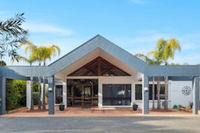 Comfort Inn  Suites Riverland