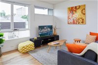Spacious Carlton 1 bedroom Apt With Secure Parking - Adwords Guide