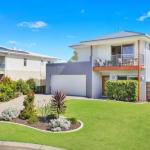 53 Northbeach Place Mudjimba - Click Find