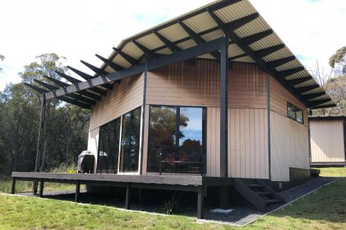 BAY Of FIRES ECO HUT Off Grid Experience At Binalong Bay - thumb 2