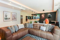 Spacious 2 Bedroom Apartment in Ascot With Large Private Garden - Adwords Guide