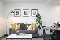 CANBERRA CHIC-Hosted by L'Abode - Internet Find