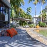 Tropical Gardens Motel - Click Find