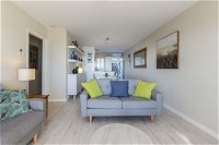 Cottesloe Azura Apartment - Click Find