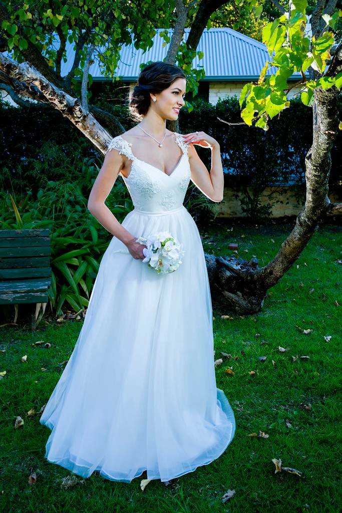 Mary Vidler Bridal Gowns - thumb 3