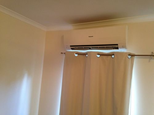 Hall Don–Air Conditioning & Refrigeration Services - thumb 3