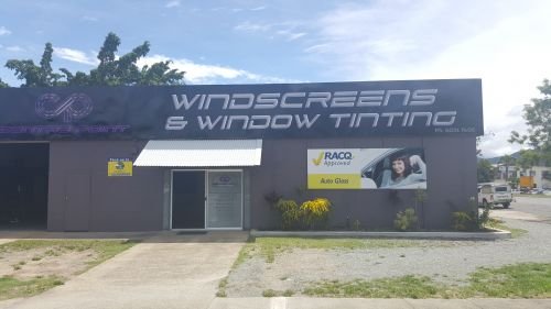 Centre Point Windscreens & Window Tinting - thumb 0