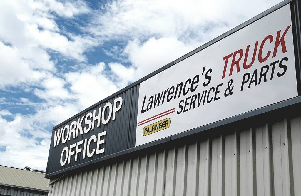 Lawrence’s Truck Service & Parts - thumb 2