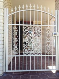 Caloundra Lace  Gates - Petrol Stations