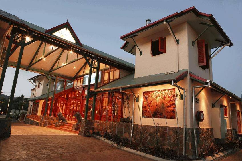 The Lodge At Tinaroo Lake Resort