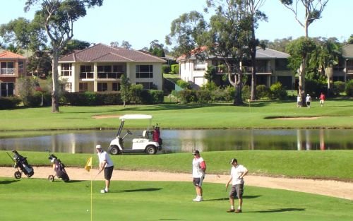 Emerald Downs Golf Course - Suburb Australia
