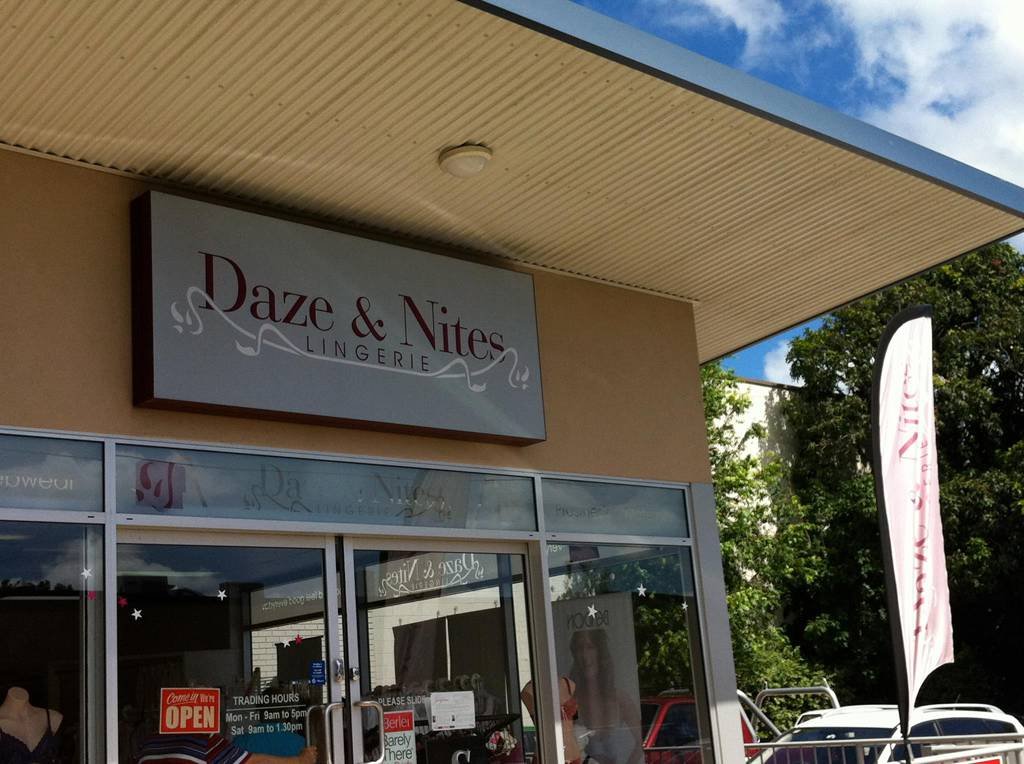 Daze  Nites Lingerie - Internet Find