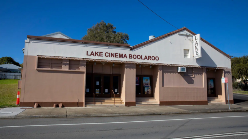 Lake Cinema Boolaroo - thumb 0