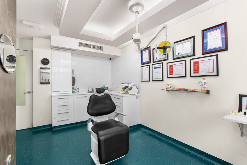 Aesthetic Denture Clinic - thumb 1