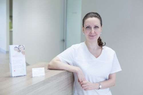 Dr. Maria Avis - thumb 1