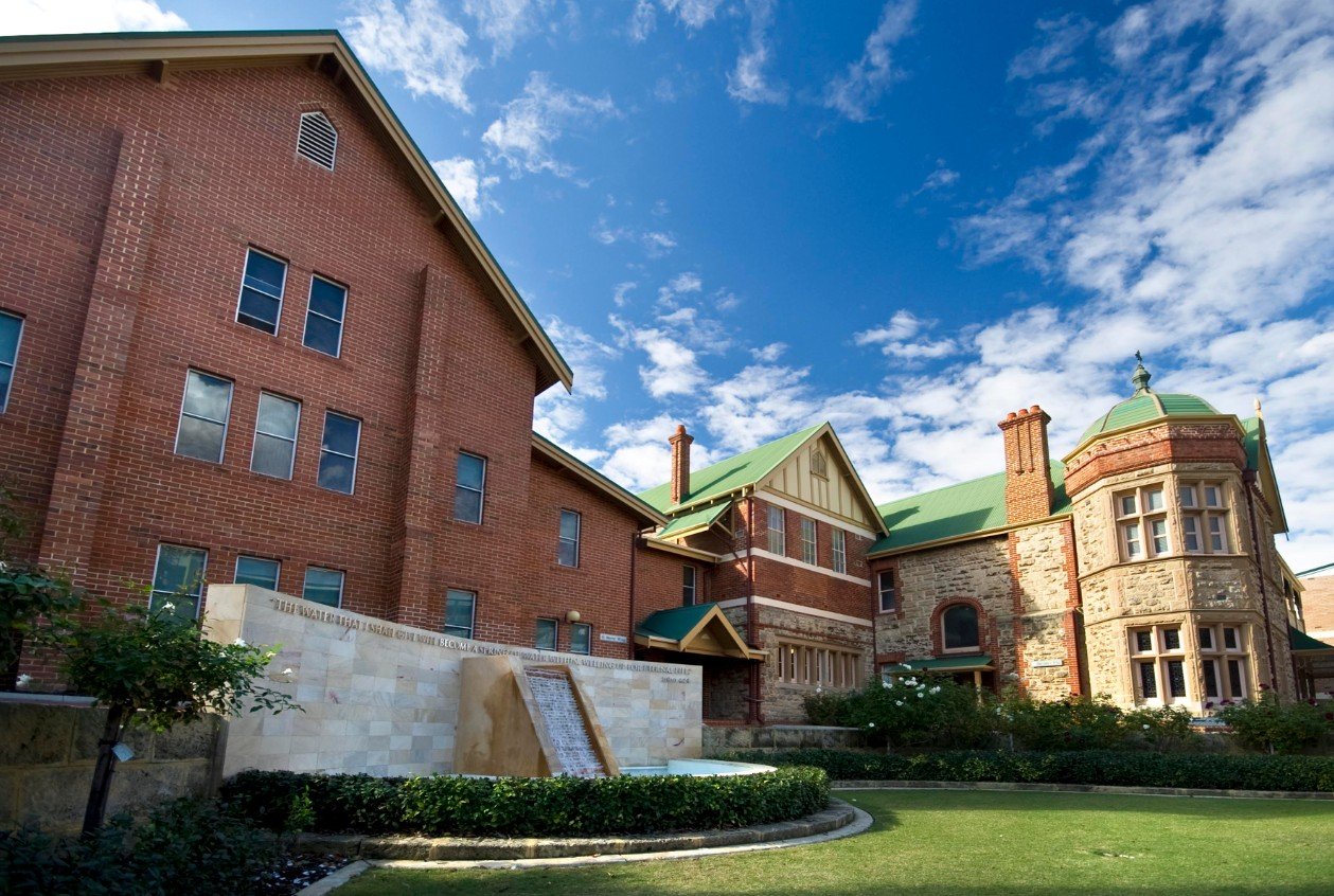 Mercedes College - Schools Australia 2