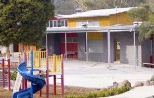 Eltham Primary School - Schools Australia 1