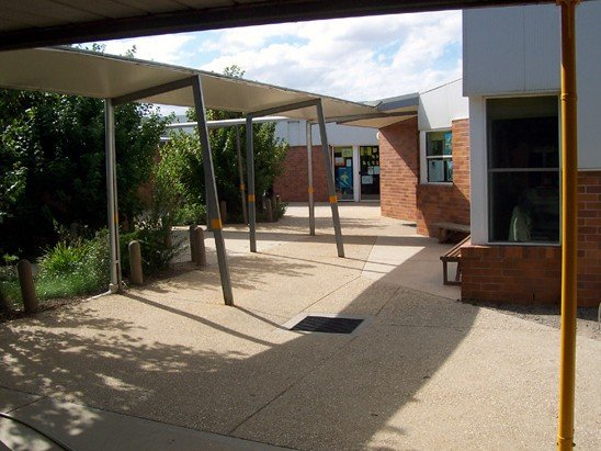 Manorvale Primary School - thumb 2