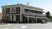 Royal Arms Hotel - Accommodation NSW