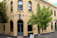 The College Lawn Hotel - New South Wales Tourism 