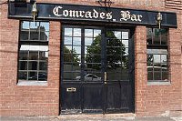 Comrades Bar - Accommodation Rockhampton