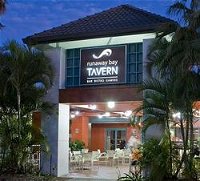 Runaway Bay Tavern - Accommodation Sunshine Coast