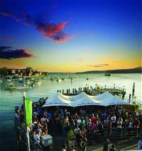 Manly Wharf Hotel - Accommodation Nelson Bay
