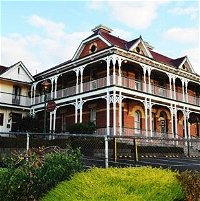 Old England Hotel - New South Wales Tourism 