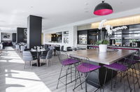 MRepublic Restaurant Bar and Lounge - Goulburn Accommodation