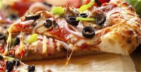 La Madrina Pizza - Australia Accommodation