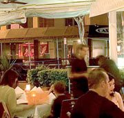 Domanis Cafe Restaurant Bar - Melbourne Tourism