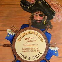 Schooners Bar  Grill - QLD Tourism