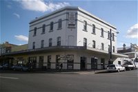 Royal Hotel - Redcliffe Tourism