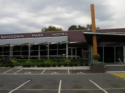 Noble Park Entertainment Venues  QLD Tourism