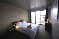 St Kilda Beach House - Accommodation Sydney