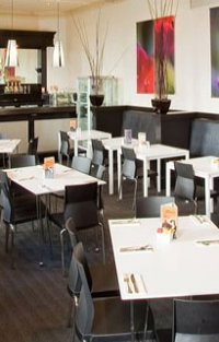 The Melbourne Restaurant - Wagga Wagga Accommodation