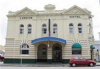 The London Hotel - Accommodation Nelson Bay