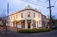The Fox on Montague - Accommodation QLD