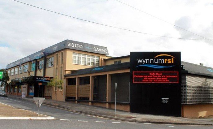 Sports Clubs Wynnum QLD Pubs Adelaide