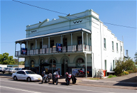 Tattersalls Hotel - Pubs Perth