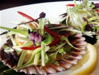 Kaffir Lime Thai Eatery - Pubs and Clubs