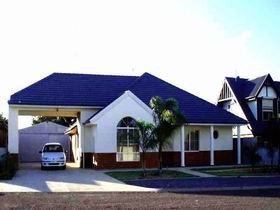 Port Hughes SA St Kilda Accommodation