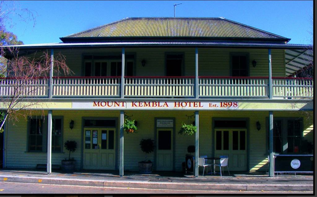 Spring Hill QLD C Tourism